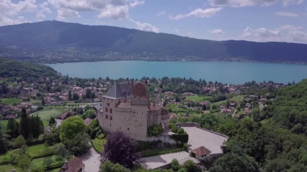 Annecy Sjö Och Slott Antenn Utsikt Frankrike — Stockvideo