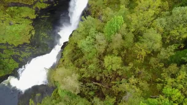 Flygfoto Över Vattenfall Bergen Norge — Stockvideo