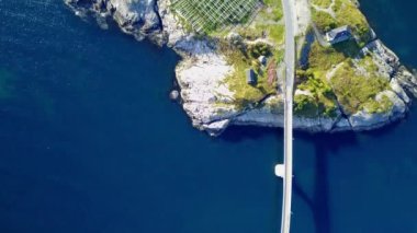 Norveç 'teki Lofoten adaları ve sahil manzarası