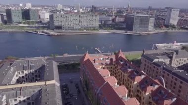 Danimarka'da Kopenhag sokakları ve ikamet havadan görünümü