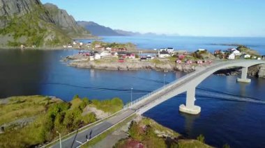 Norveç 'teki Lofoten adaları ve sahil manzarası