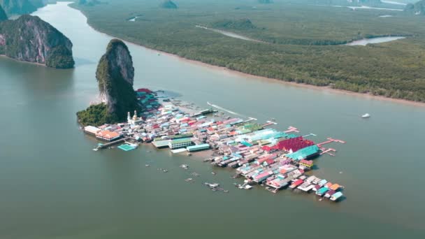 Panyee pescador pueblo flotante en Phang Nga, Tailandia — Vídeos de Stock