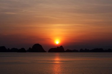 Vietnam Cruise Halong bay görünümleri,