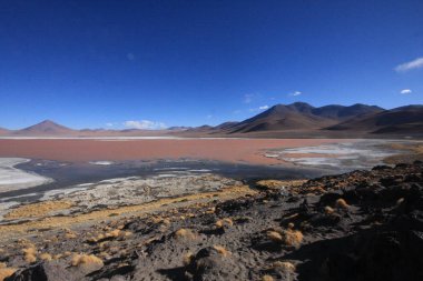 Salar de Uyuni, Bolivya'nın güneybatısında And Lar arasında