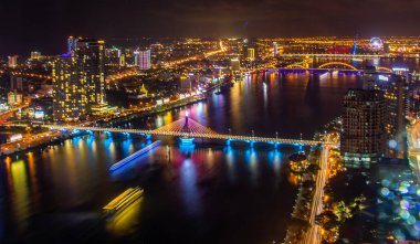 Hue imparatorluk sarayı ve Vietnam Kraliyet Mezarları