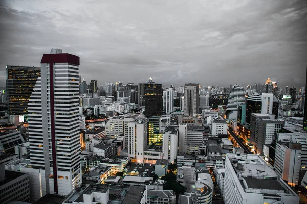 Uitzicht op Saphan Taksin in Bangkok Thailand — Stockfoto