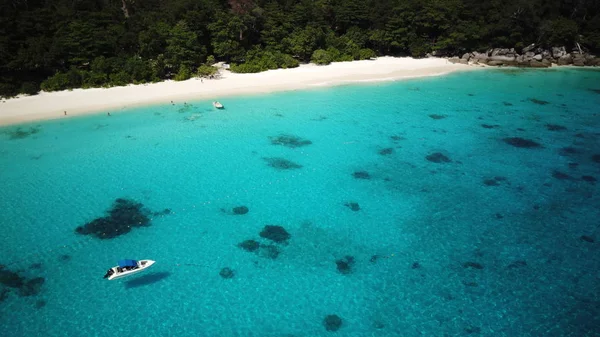 Letecký pohled na ostrov Similan v Thajsku — Stock fotografie