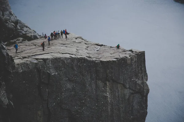 Вид на скалу в Ставенгере в Норвегии — стоковое фото