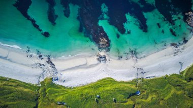 Norveç'te Bleik yakınlarındaki Matind Dağı'ndan drone manzaraları
