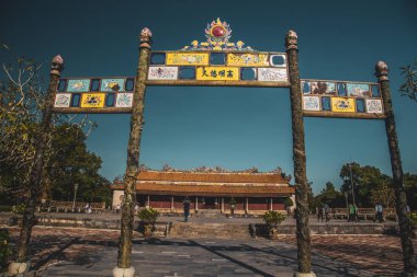 Hue imparatorluk sarayı ve Vietnam Kraliyet Mezarları