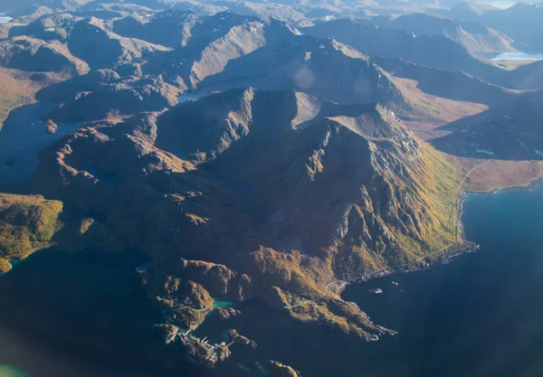 Widoki na Lofoty z samolotu, w Norwegii — Zdjęcie stockowe