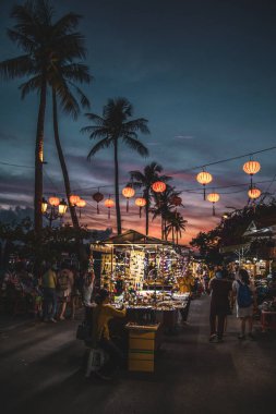 Hoi Orta Vietnam'da Bir sokaklar ve Kanallar