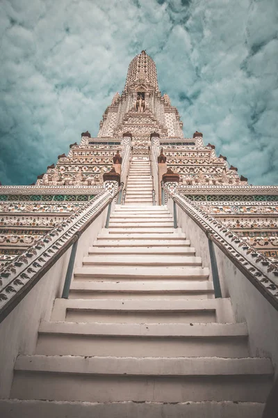 Utsikt över Wat Arun Temple i Bangkok Thailand — Stockfoto