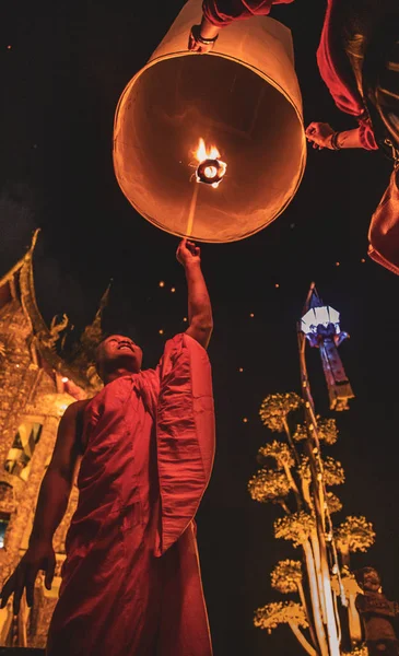 Fenerler festivali, Tayland Chiang Mai Yee Peng ve Loy Khratong