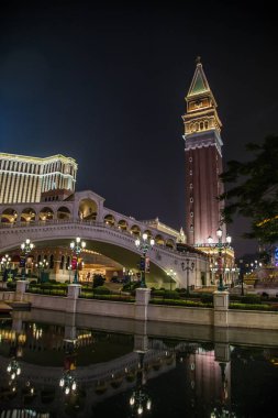 Gece Macau sokak manzarası ve kumarhaneleri