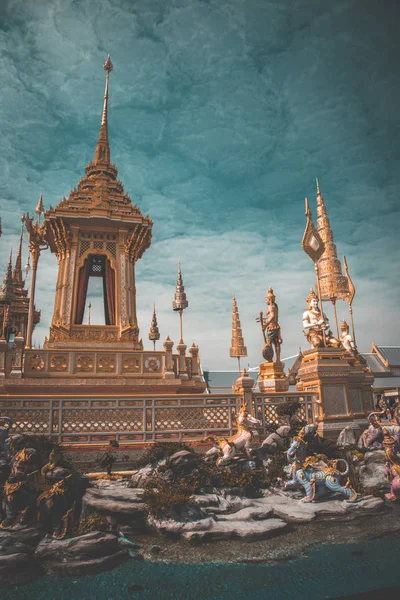 Királyi krematórium király Bhumibol Bangkokban Thaiföld — Stock Fotó