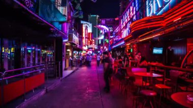 Tayland 'da Bangkok sokağı ve tapınak zamanı