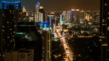 Tayland 'da Bangkok sokağı ve tapınak zamanı