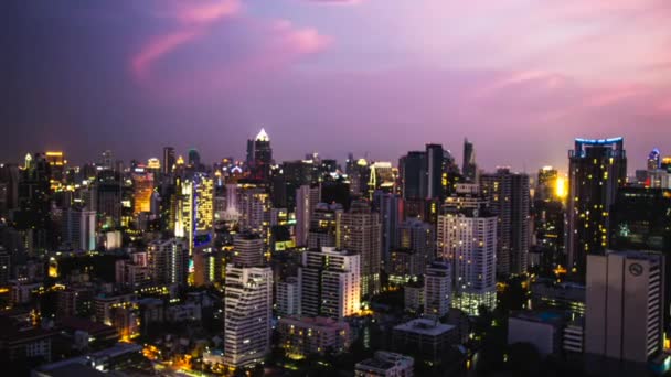 Tayland 'da Bangkok sokağı ve tapınak zamanı — Stok video