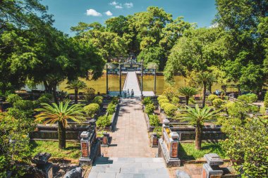 Hue imparatorluk sarayı ve Vietnam Kraliyet Mezarları