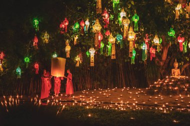 Fenerler festivali, Tayland Chiang Mai Yee Peng ve Loy Khratong