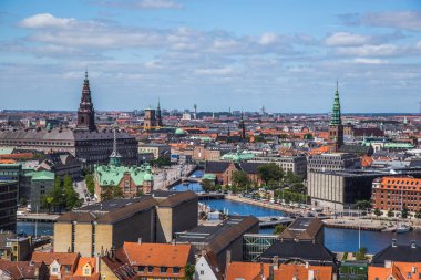 Danimarka'da Kopenhag şehri ve Kanal Nyhavn
