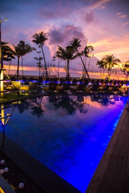 Khao Lak beach resort manzaraları gün batımında, Tayland