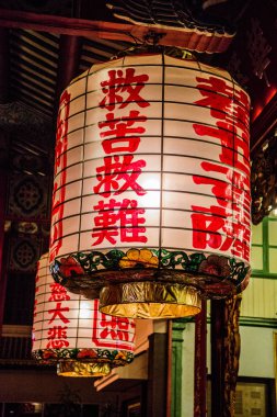 Chinatown Çin tapınağı gece manzarası, Bangkok, Tayland