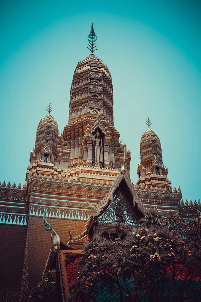 Templos en la Ciudad Antigua Muang Boran en Bangkok Tailandia — Foto de Stock