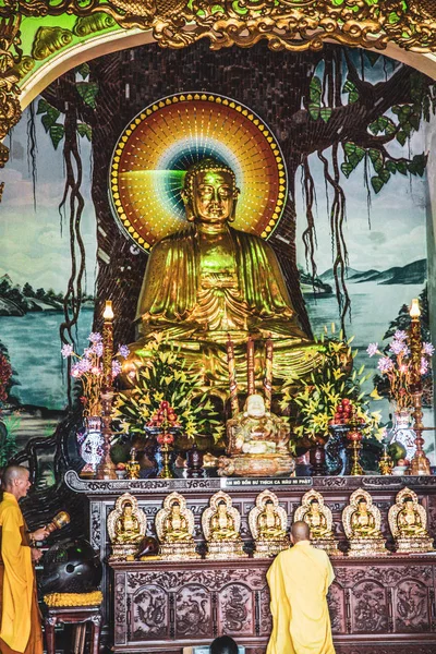 Da Nang, Orta Vietnam'daki Lady Buddha heykeli