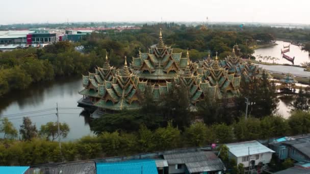 Ancient City, Muang Boran, material aéreo, en Bangkok, Tailandia — Vídeo de stock