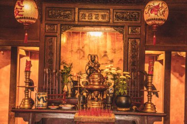 Hoi Orta Vietnam'da Bir sokaklar ve Kanallar