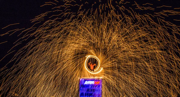 Fire show on the beach in Koh Samui in Thailand — Stock Photo, Image