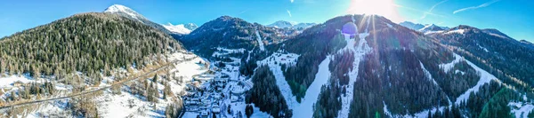 La Plagne dari atas di pegunungan Alpen Perancis — Stok Foto