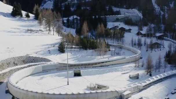 La Plagne vista aérea nos Alpes franceses em França — Vídeo de Stock