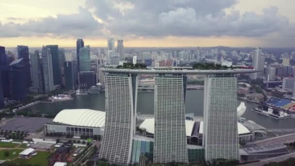 Marina Bay and Garden by the bay air view in Singapore — Stock video