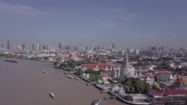 Tempel aus der Luft in Bangkok in Thailand — Stockvideo