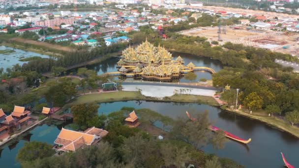 Ancient City, Muang Boran, material aéreo, en Bangkok, Tailandia — Vídeo de stock