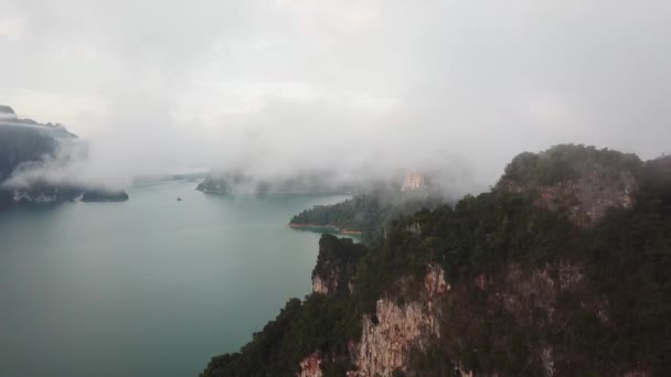 Národní park Khao Sok letecký pohled v Thajsku — Stock video