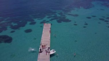Martinik adası ve Karayip adalarındaki deniz manzarası