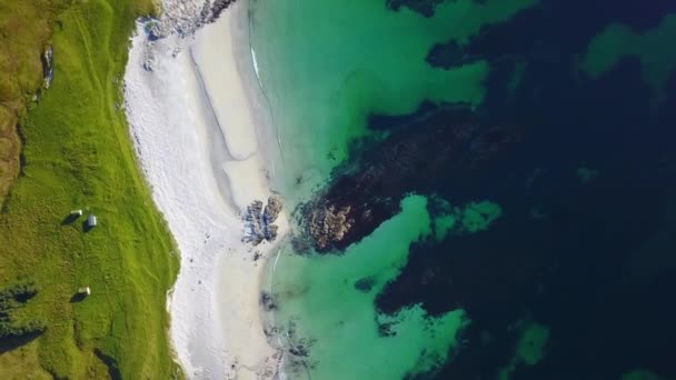 Лофотенские острова и вид на море с воздуха в Норвегии — стоковое видео