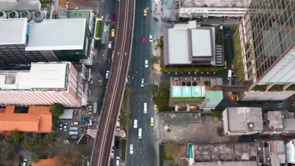 Siam and Rachathewi districts aerial views, rooftop bar, in Bangkok, Thailand — Stock Video