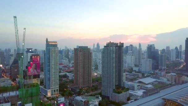 Asoke és Petchaburi légi felvételek Bangkokban, Thaiföld — Stock videók