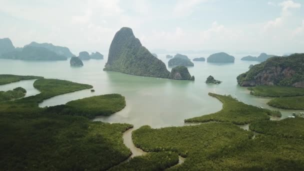 Vista aérea Samet Nangshe Viewpoint em Phan Nga, Tailândia — Vídeo de Stock