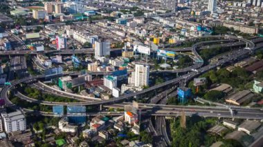 Tayland 'da Bangkok sokağı ve tapınak zamanı