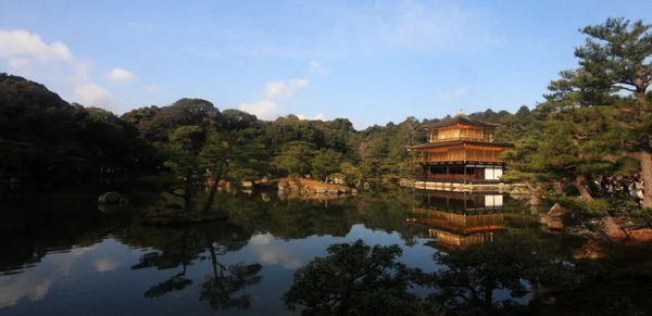 Kyoto Japonya'da Kinkaku ji Altın Pavillion — Stok fotoğraf