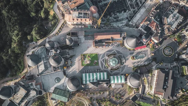 Yukarıdan Bana Hills ve Altın Köprü, Da Nang Fransız köyü Sun World, Orta Vietnam