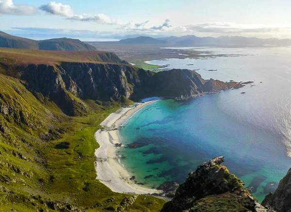 Norveç'te Bleik yakınlarındaki Matind Dağı'ndan drone manzaraları