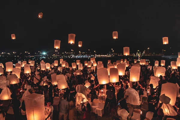 Fenerler festivali, Tayland Chiang Mai Yee Peng ve Loy Khratong