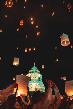 Fenerler festivali, Tayland Chiang Mai Yee Peng ve Loy Khratong